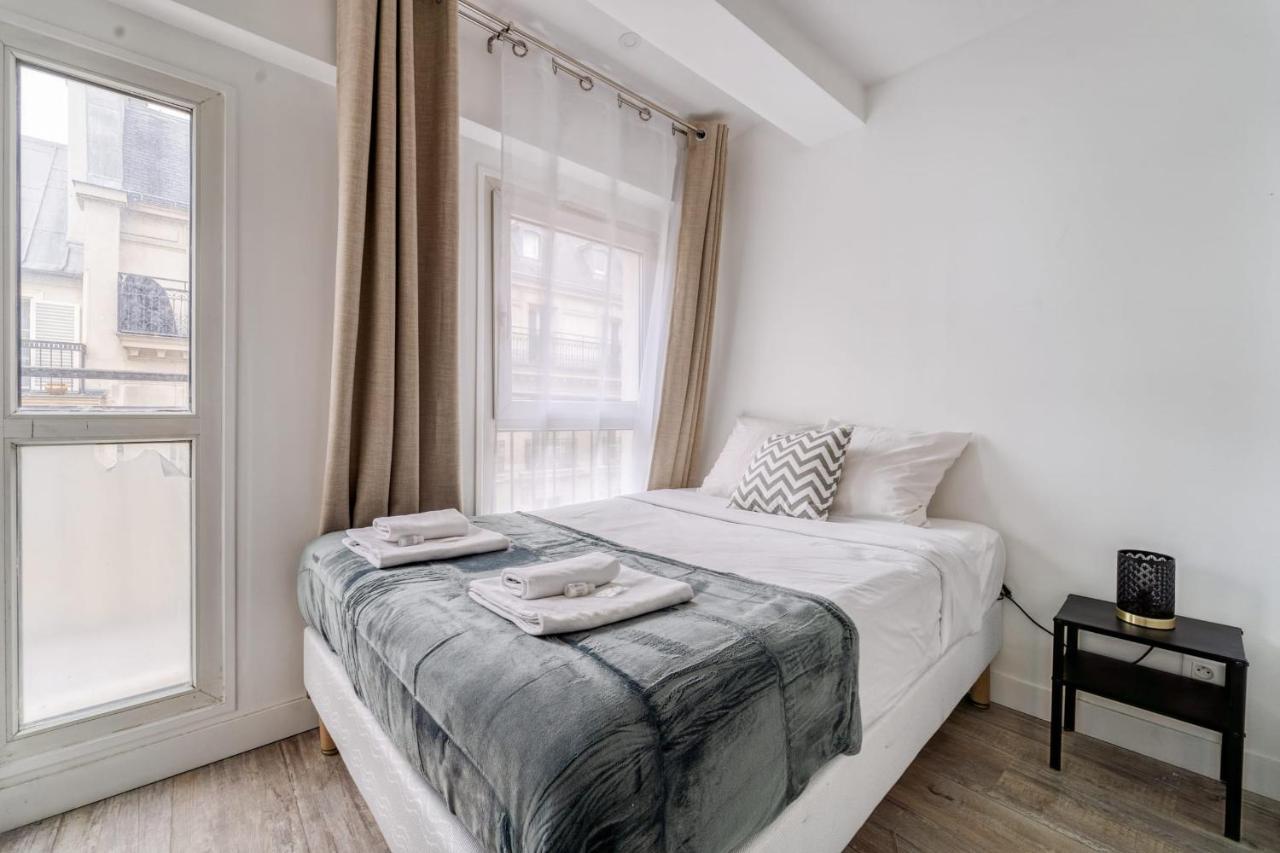 Beautiful Apartement With 2 Bedrooms In Paris Centre Exteriör bild