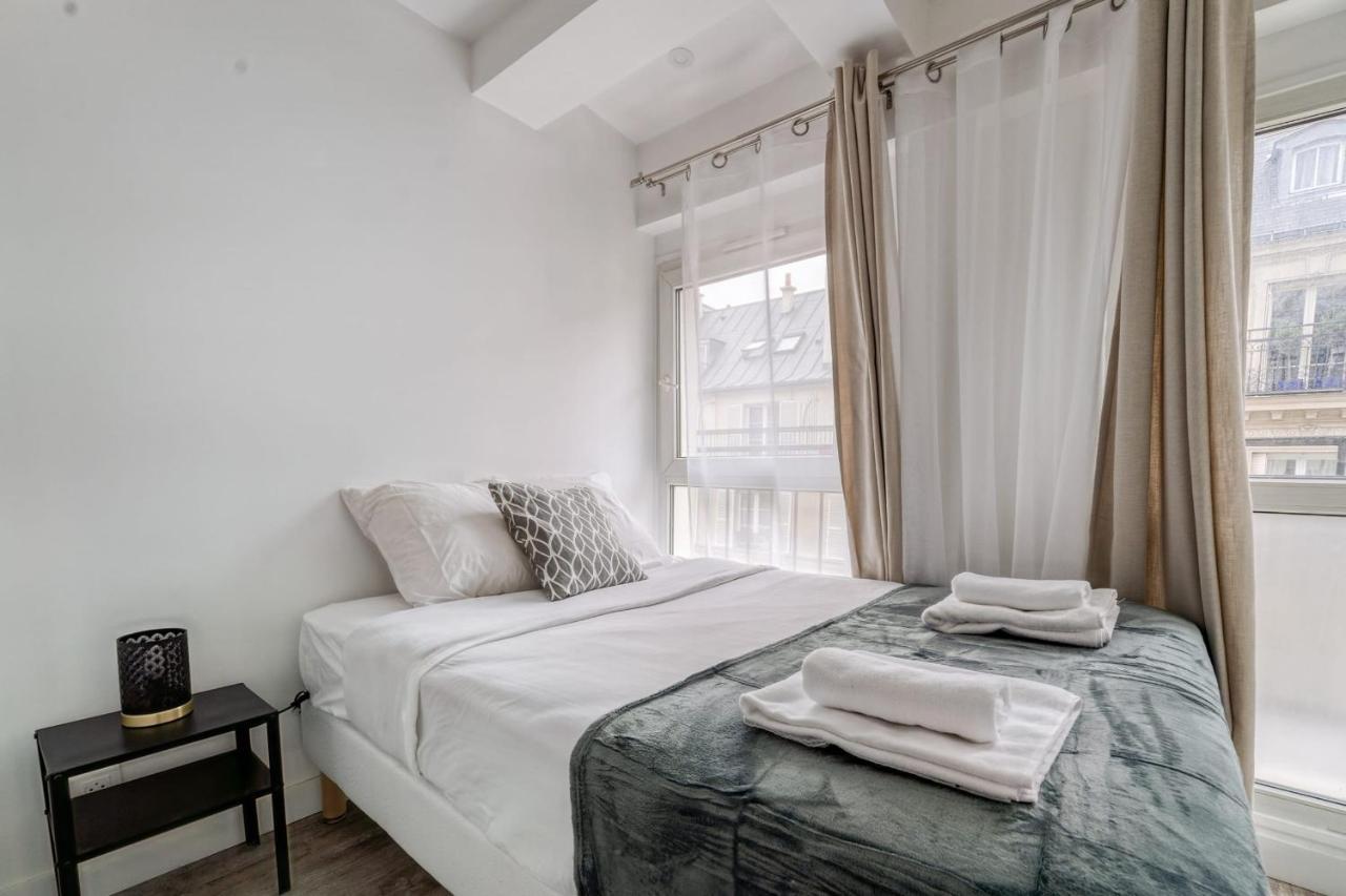 Beautiful Apartement With 2 Bedrooms In Paris Centre Exteriör bild